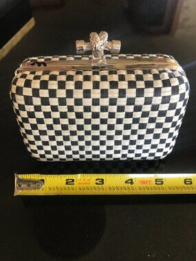 Women evening bag. Vintage - New. Very fine workmenship!